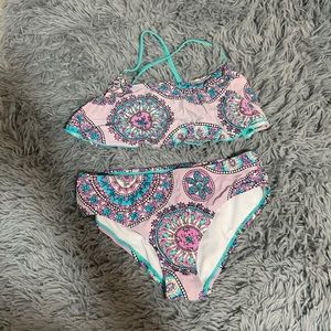 girls swimsuit